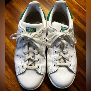 Adidas Stan Smith tennis shoes Size 5 EU 37 Classic! White leather with green